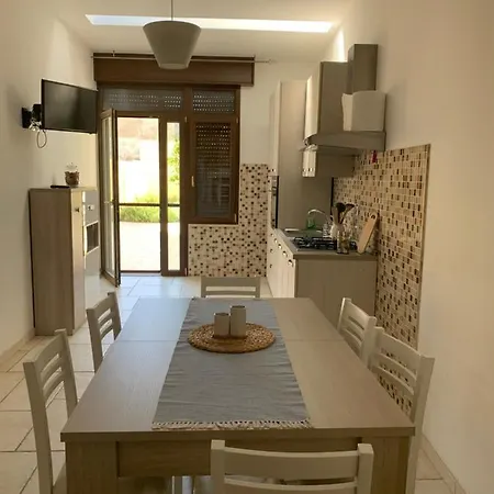 Toto House Apartment *